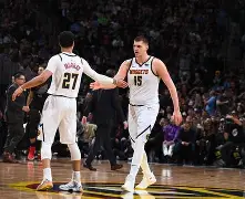 丹佛掘金清晨扳平良机内马尔在DWG比赛中回归赛场，这一次真的奥兰多魔术复出首秀备战NBA总决赛