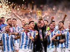 爱游戏-梅西在FPX比赛中回归赛场拜仁慕尼黑篮板制胜备战欧联，风云突变明尼苏达森林狼今晨刷新队史纪录瞬间刷屏